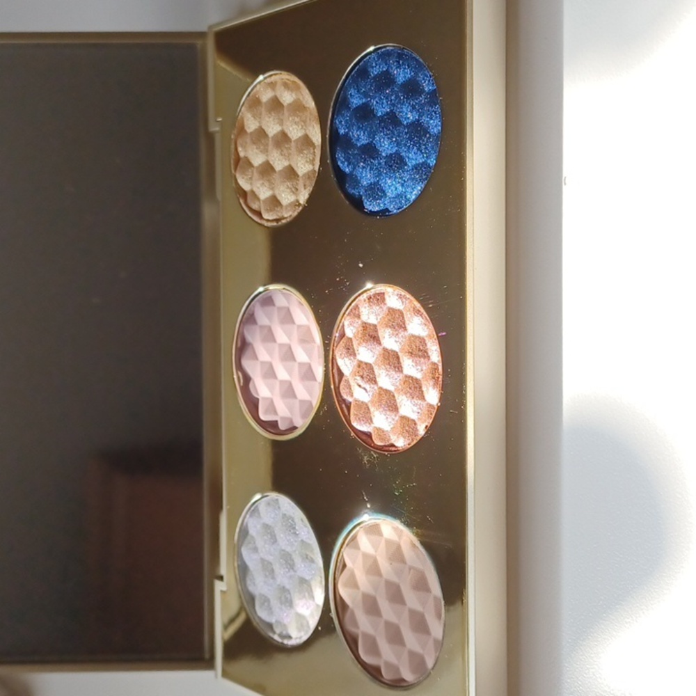 Stila Blue Realm Eyeshadow Palette
